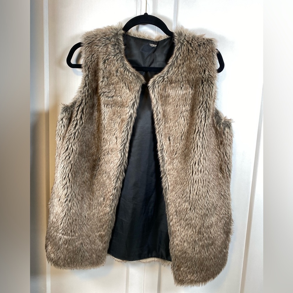 Aldo Faux Fur Vest in Brown